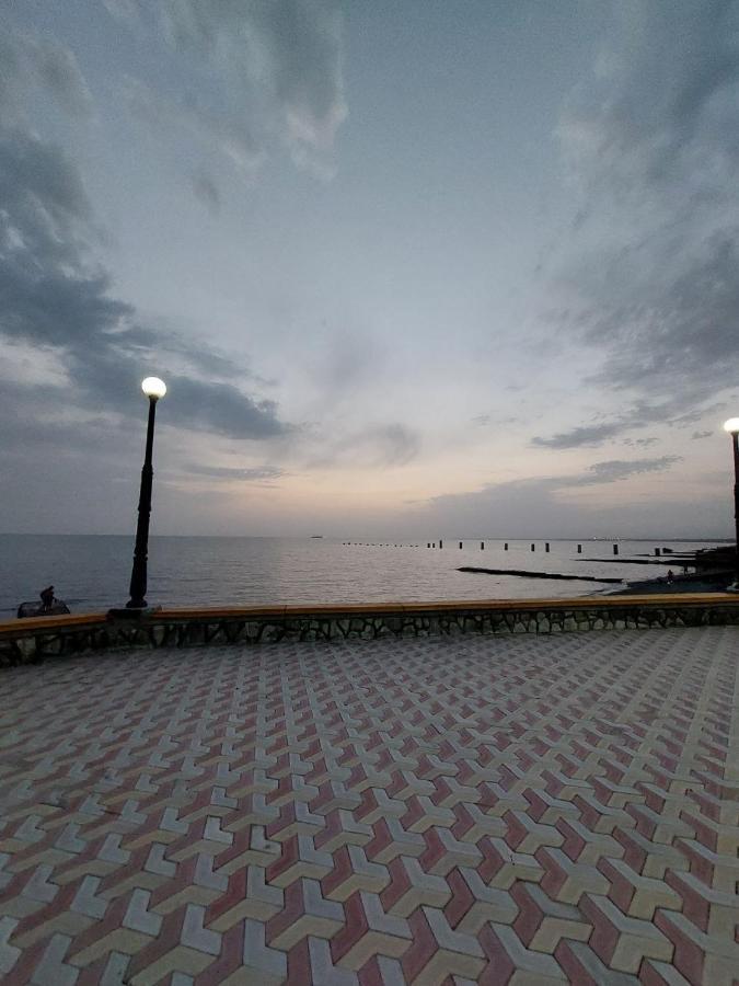 Мир Ochamchira Bagian luar foto